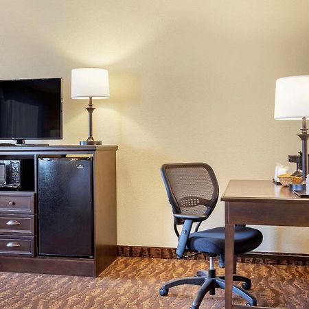 Comfort Inn At Thousand Hills Branson Exterior photo