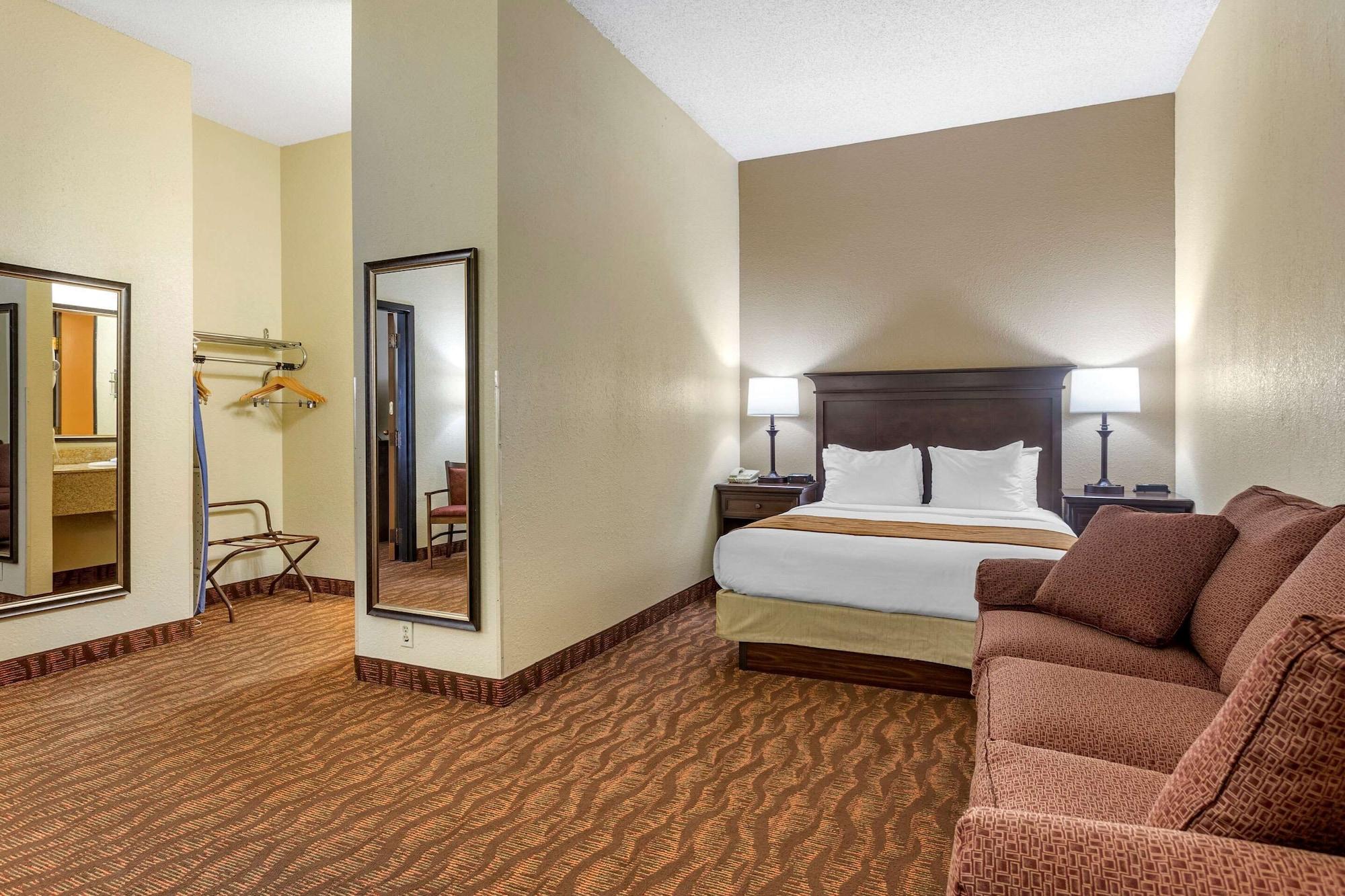 Comfort Inn At Thousand Hills Branson Exterior photo