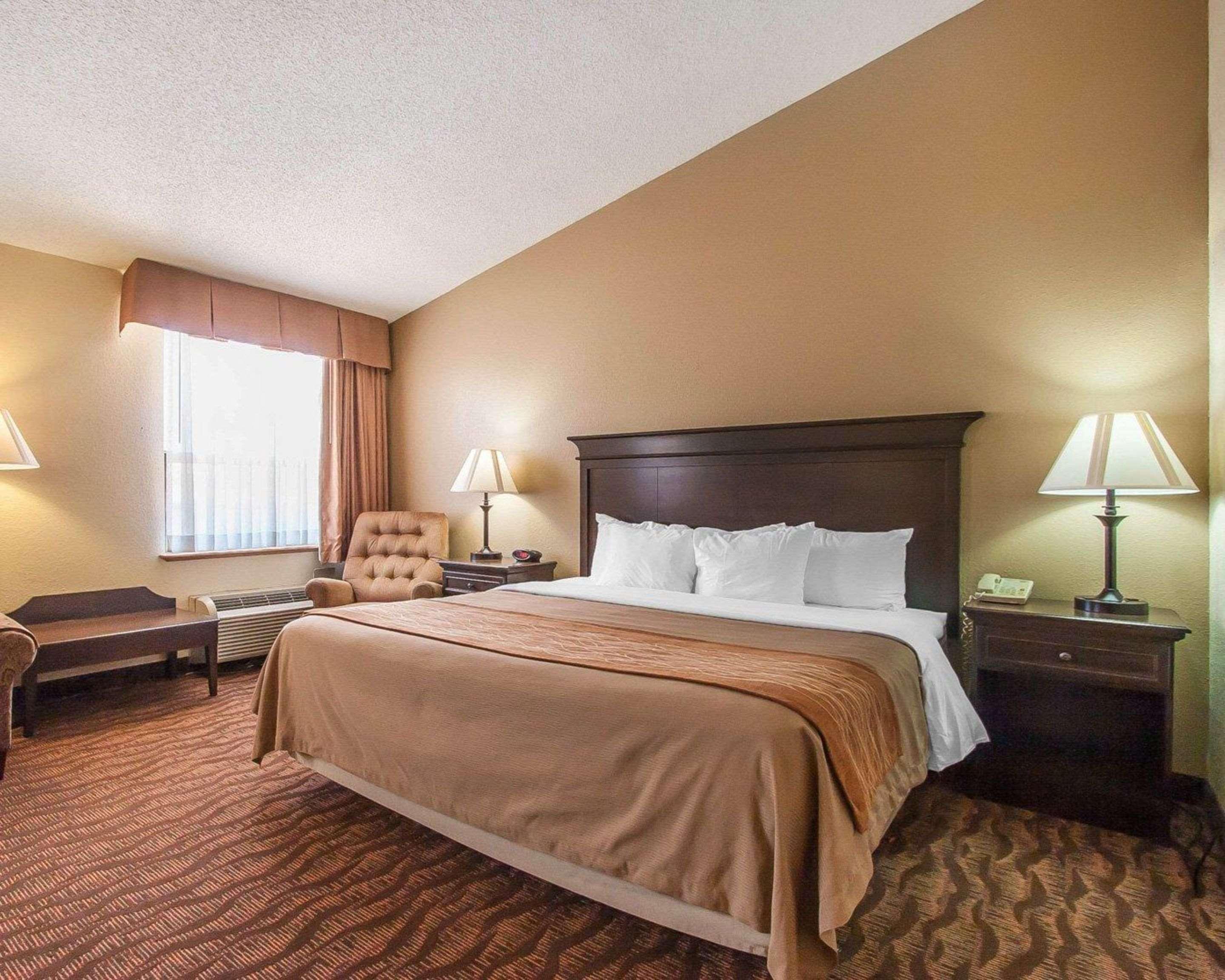 Comfort Inn At Thousand Hills Branson Exterior photo